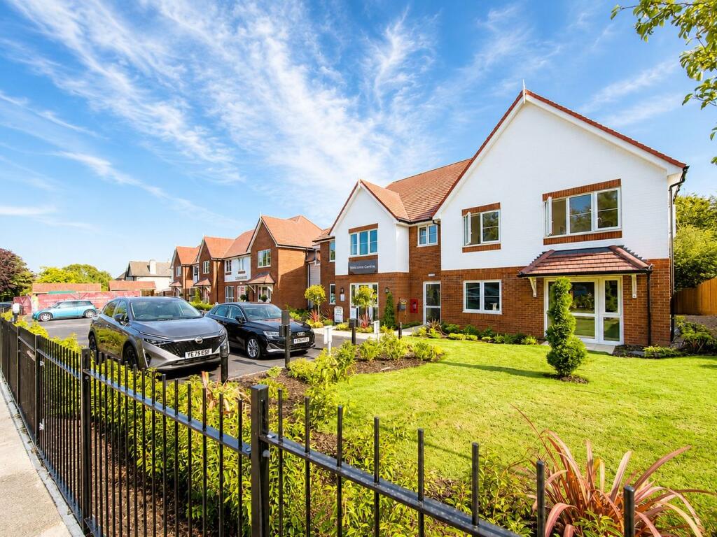 1-bed flat on Barnhorn Road, Bexhill on Sea, TN39, £392,950