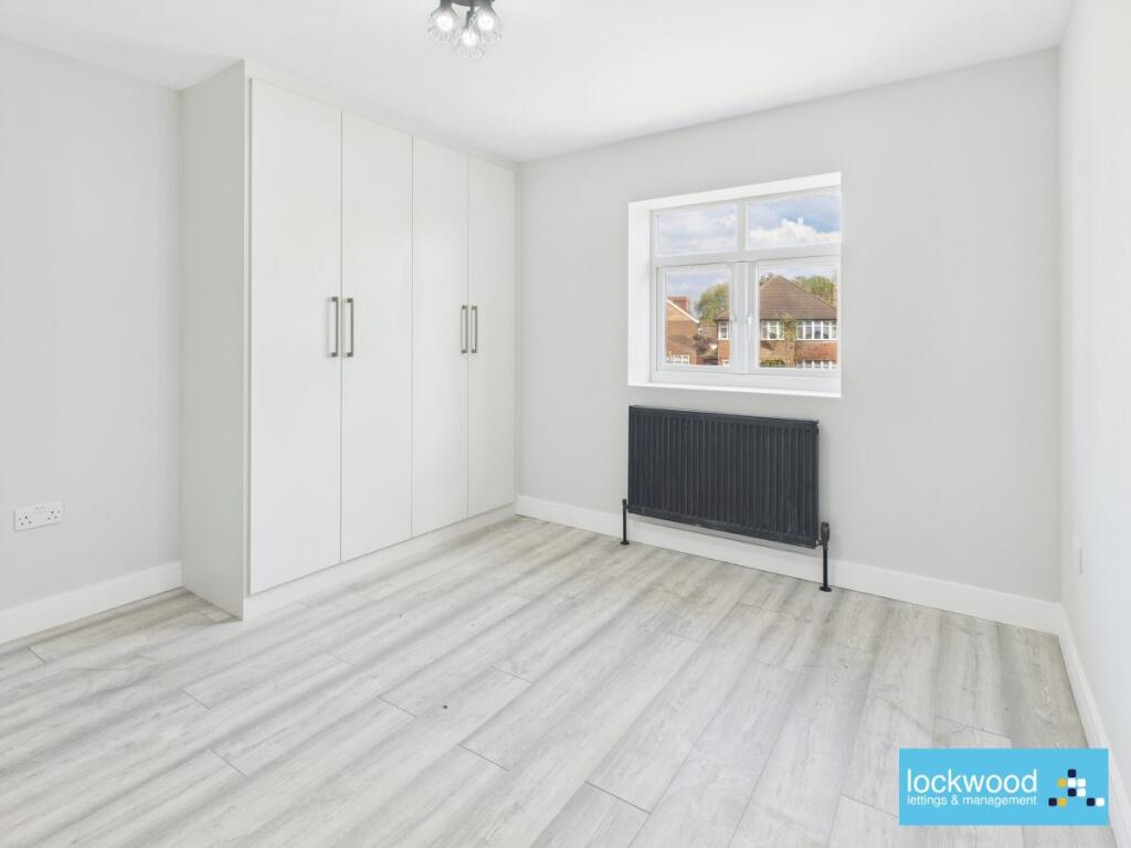 House in Twickenham - View 4