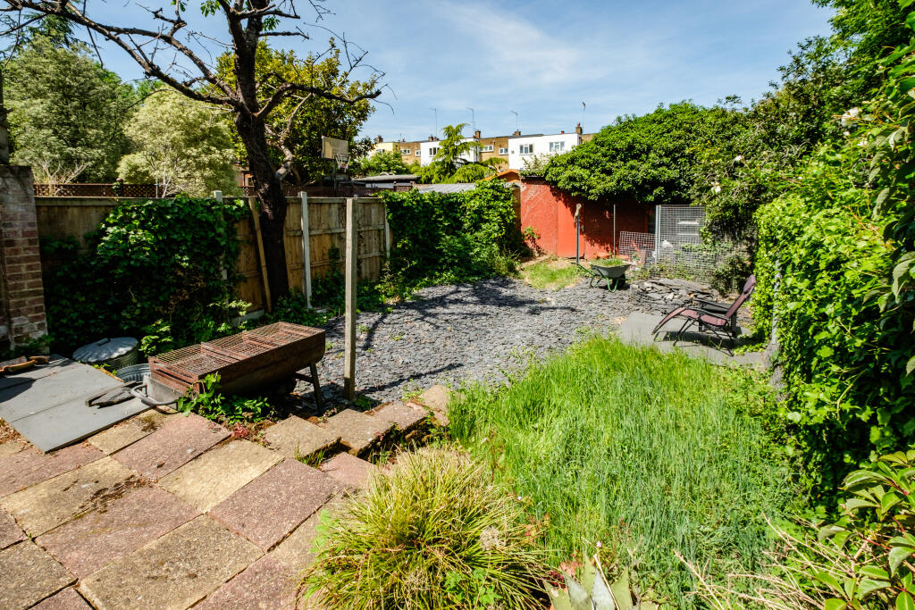 House in London, Muswell Hill - View 4
