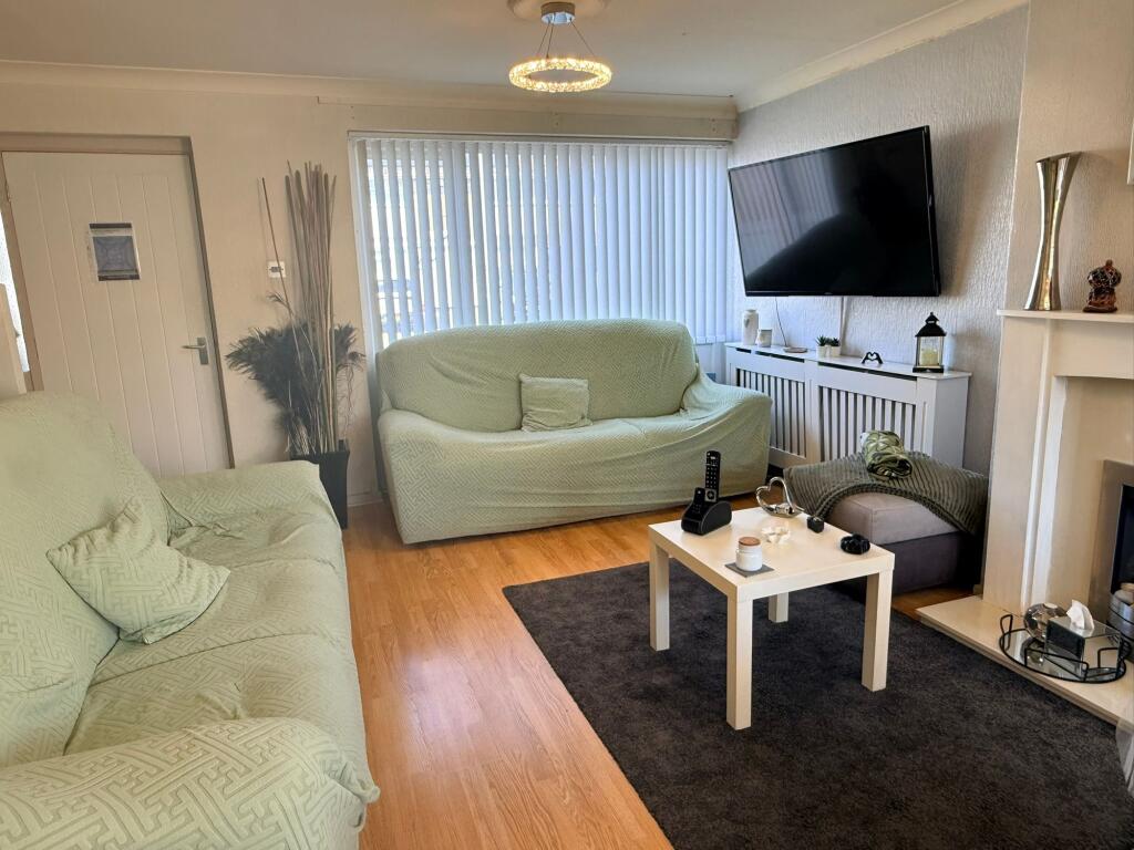 House in Leicester - More