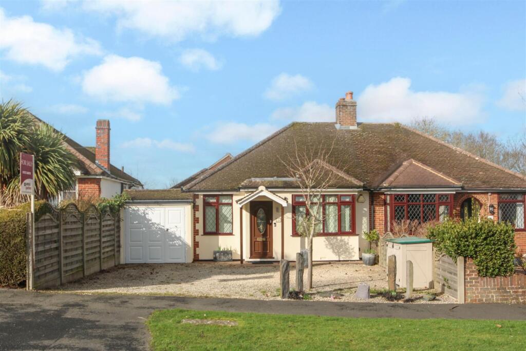 Main image of property: WARENNE ROAD, FETCHAM, KT22