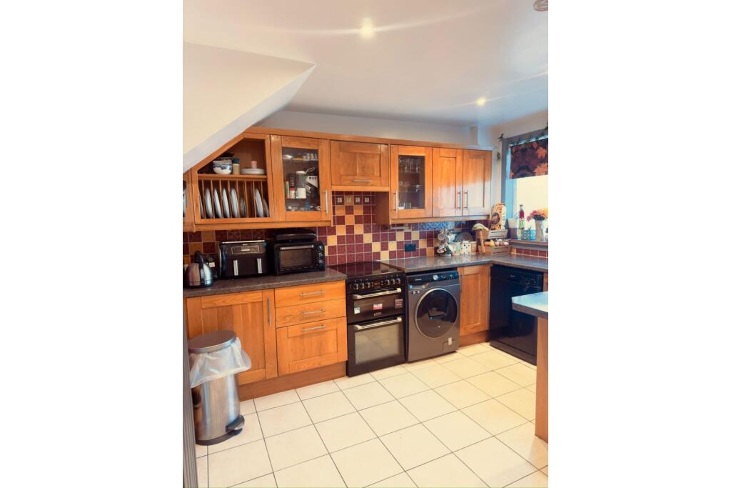 Cornhill Terrace, Aberdeen, AB16 photo 2
