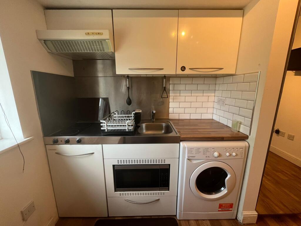 Apartment in London - View 4