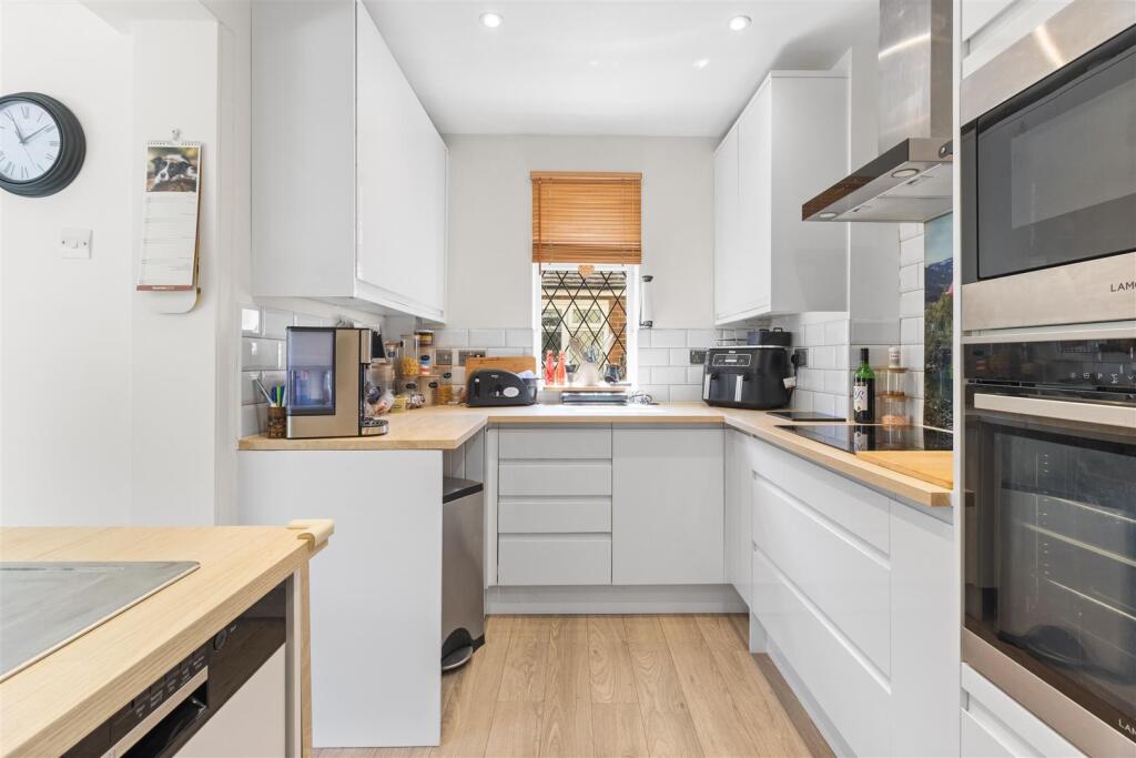 House in Brighton - View 5