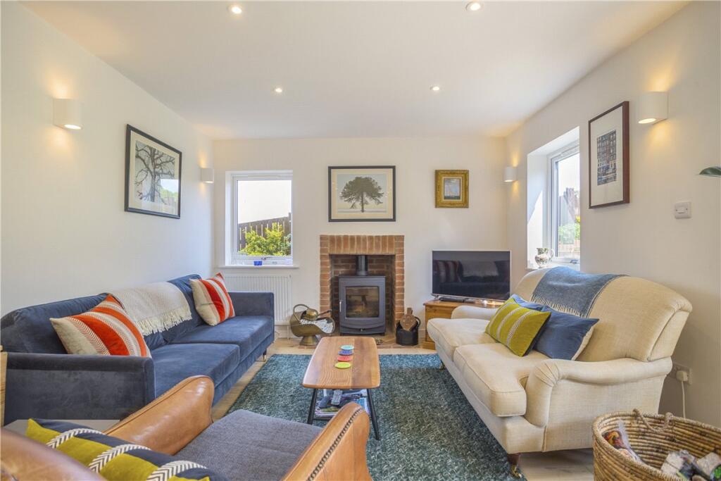 House in Swindon - View 3