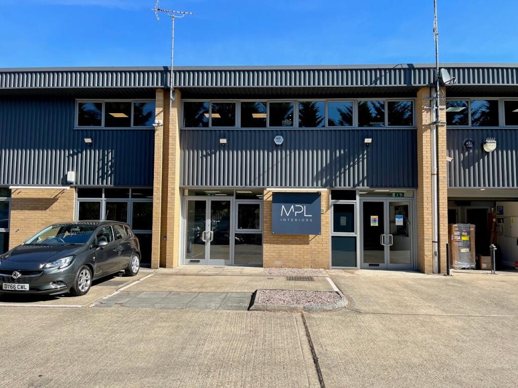 Circuit Centre 13.jpg