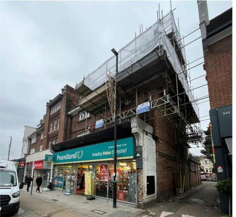 341343 Green Lanes Pic 1.jpg