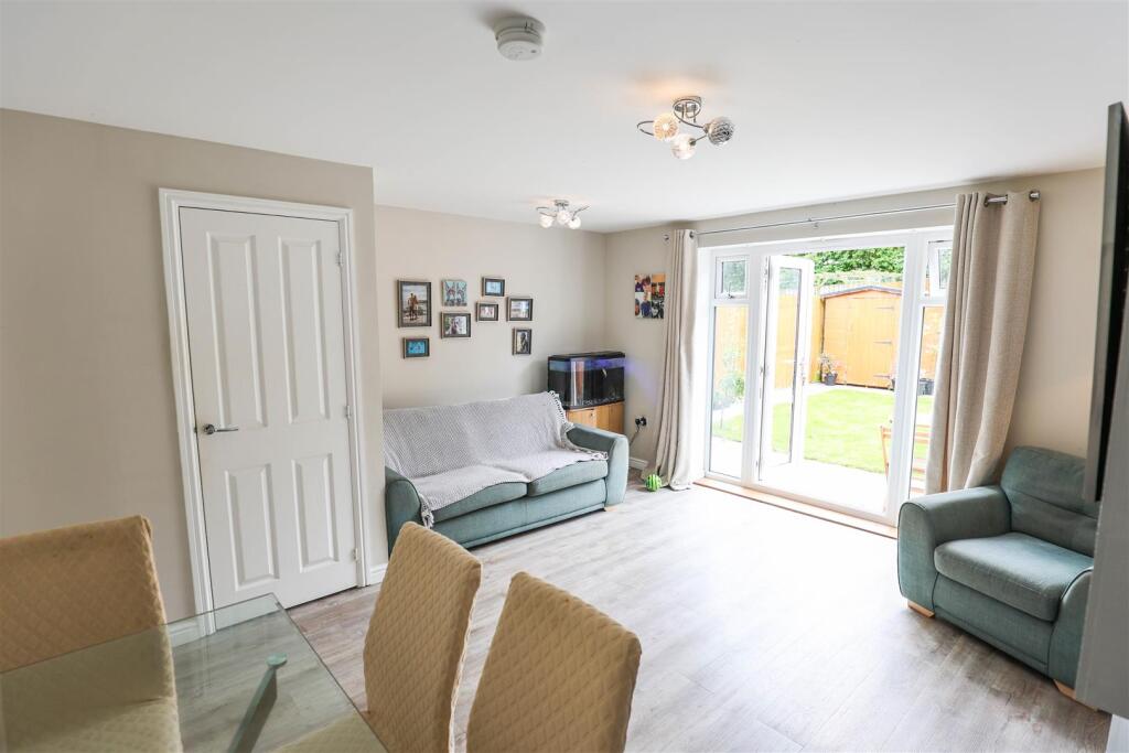 Nunnery Close, Durrranhill, Carlisle photo 3