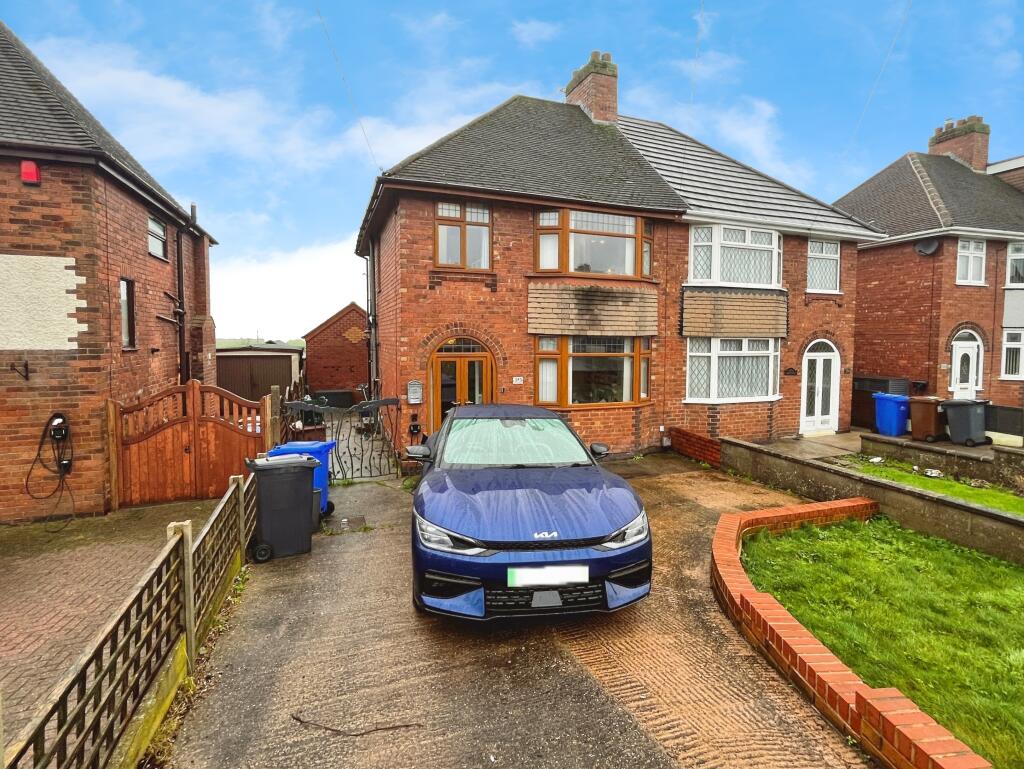 Main image of property: Stanton Road, Stapenhill, Burton-on-Trent, DE15