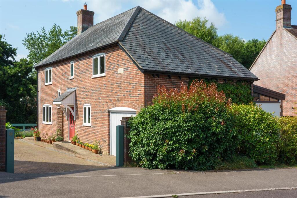 4-bed detached on Marksmead, Drimpton, Beaminster, £575,000