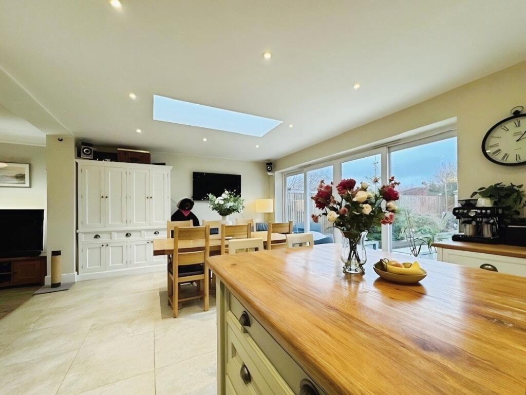 Additional image 3 of Hill View Road, Bournemouth, BH10