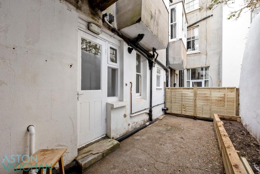 Apartment in Hove, Brighton and Hove - More