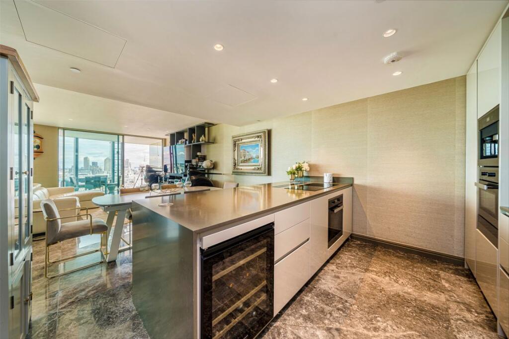 Apartment in London, Bankside, Southwark - More