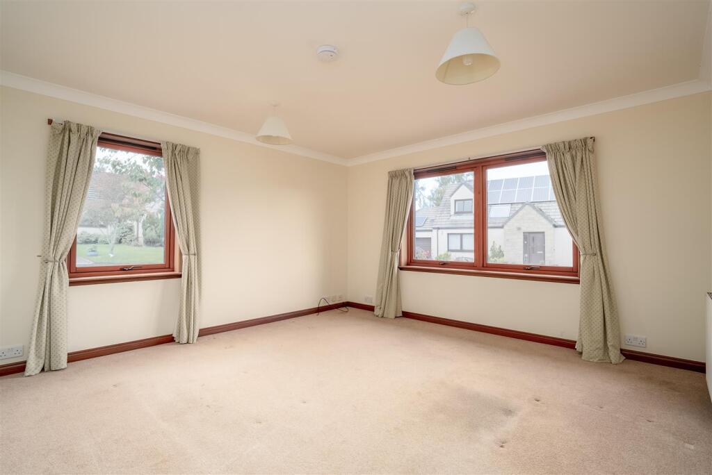 18 St. Cuthbert's View, Oxton, Lauder photo 3