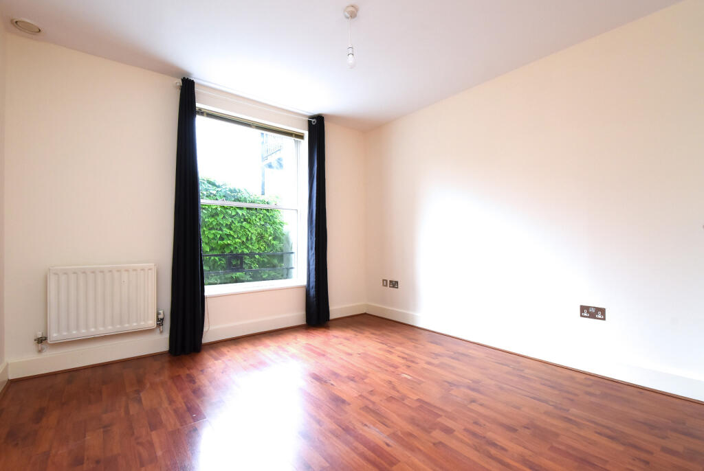Apartment in London, Beckenham - View 4