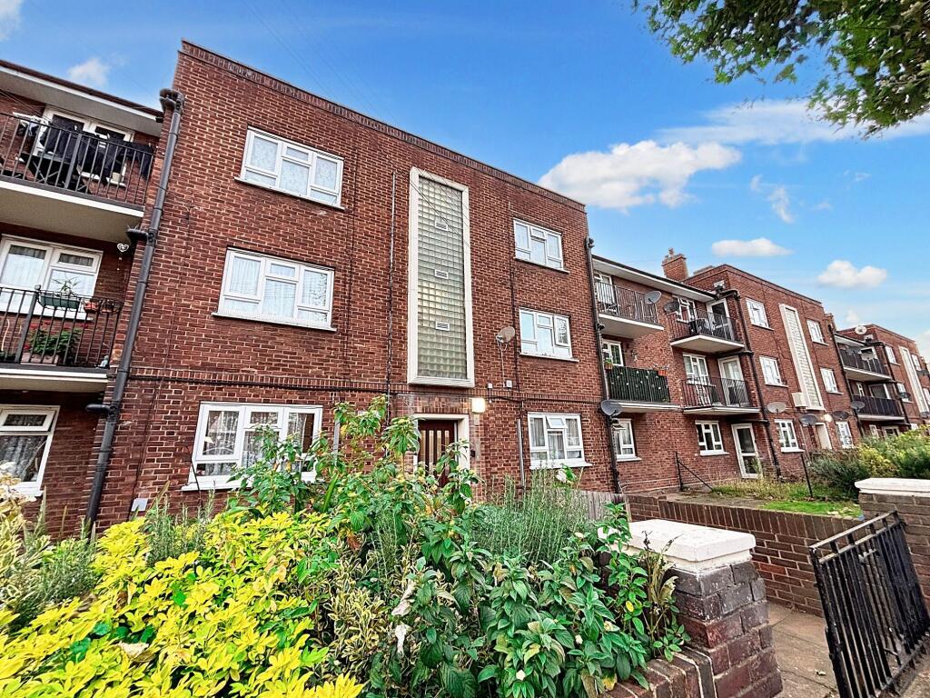 Main image of property: Harcourt Avenue, London, E12