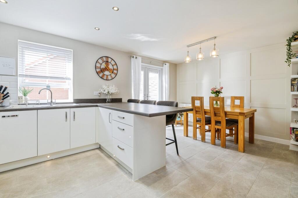 House in North Kesteven, North Hykeham - View 5