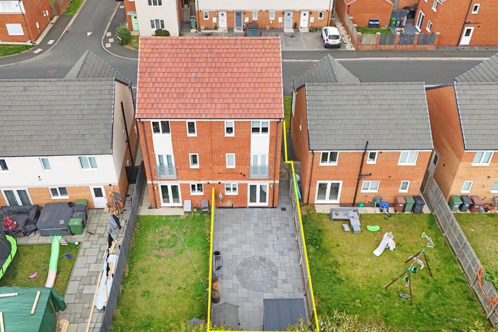 House in Hartlepool, West View - More