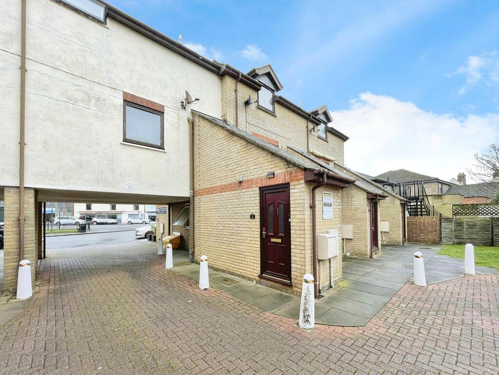 Victoria Place, Brightlingsea, CO7 photo 2