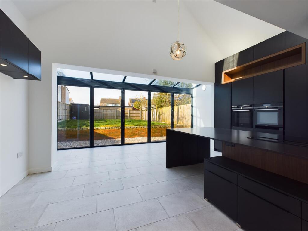 House in Stevenage - More