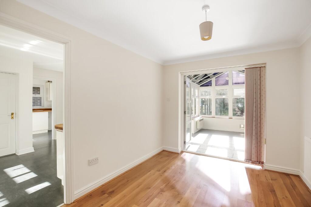 House in Salisbury, Alderbury - More