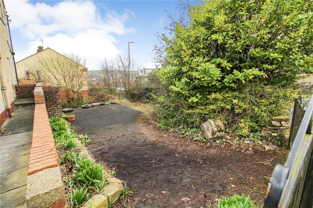 Whin Knoll Avenue, Keighley, West Yorkshire, BD21 - View 6