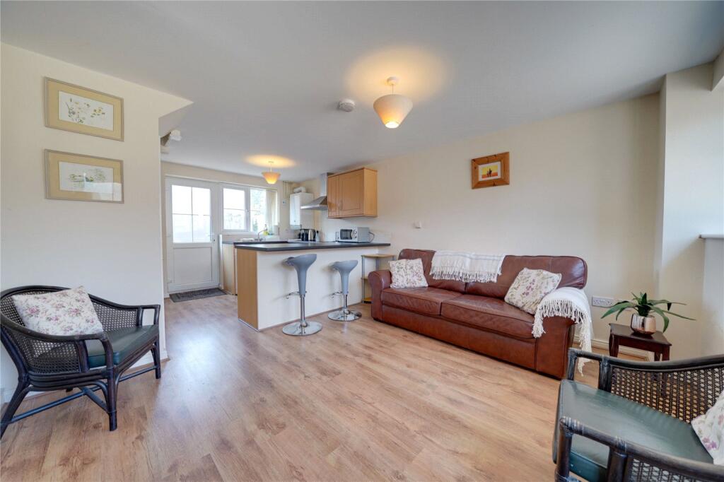 Queensway, Mildenhall, Bury St. Edmunds, Suffolk, IP28 photo 2