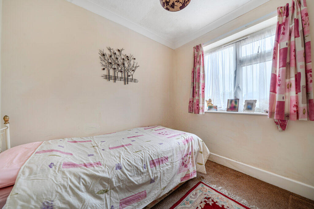 Apartment in Bournemouth - More