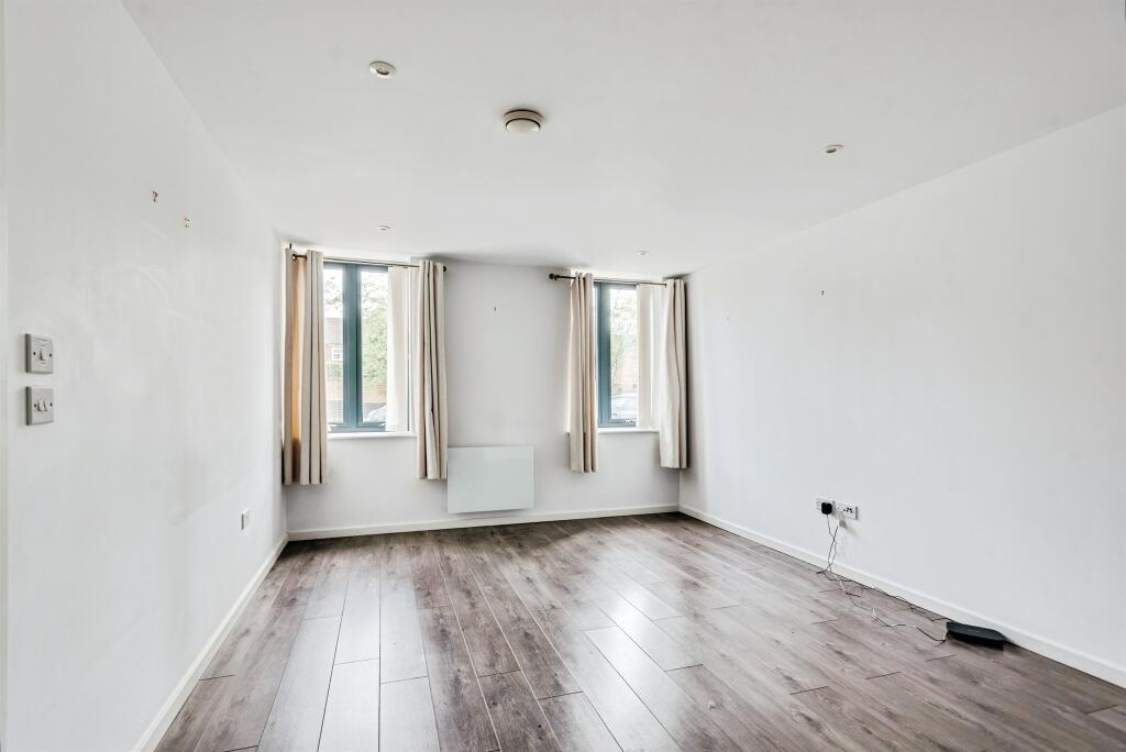 Apartment in South Oxfordshire, Thame - View 5