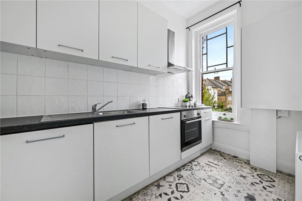 Apartment in London - View 4