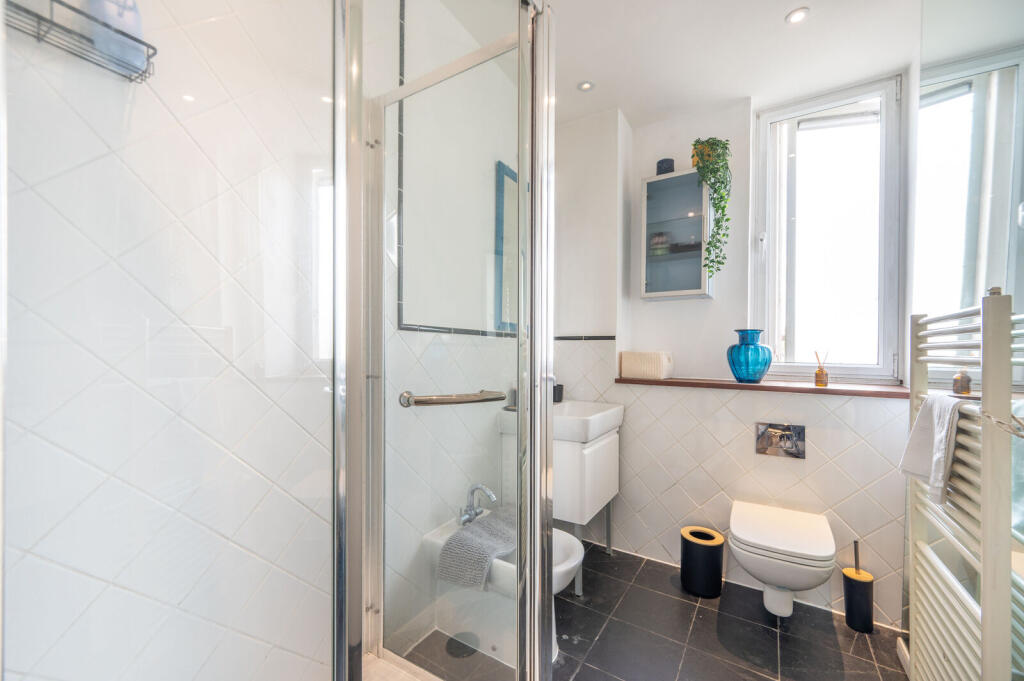 Apartment in London - View 4