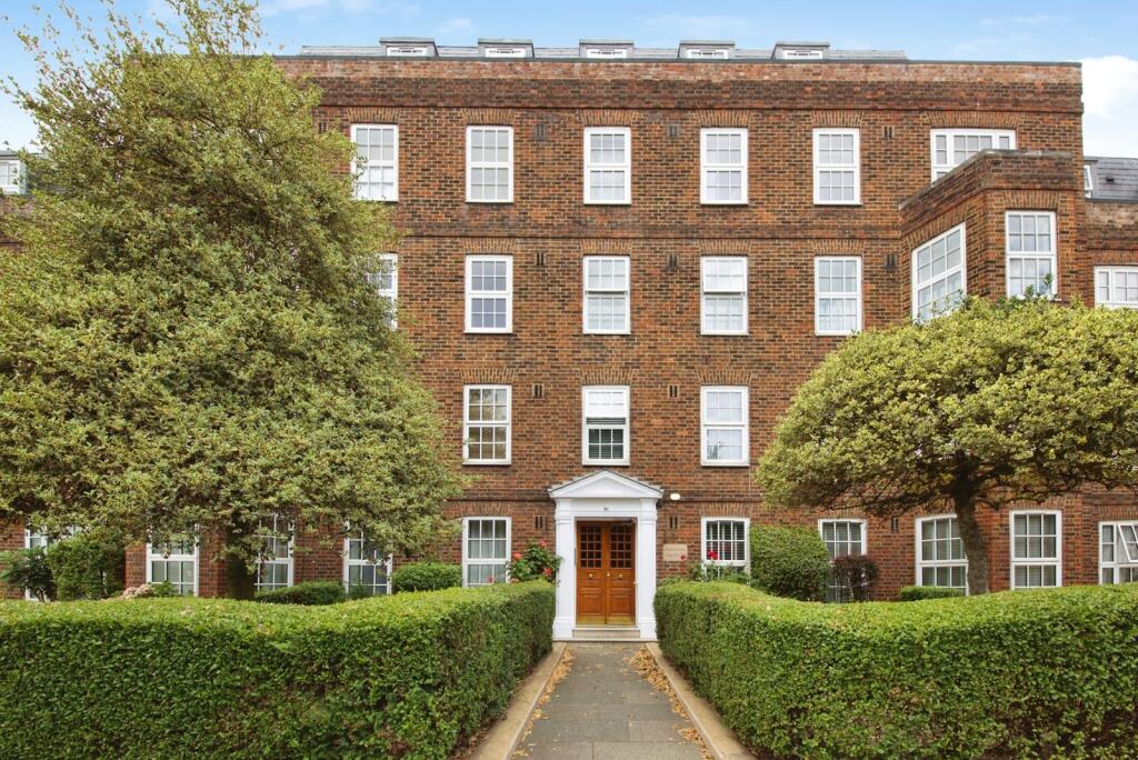 Main image of property: High Street, Southgate, London, N14