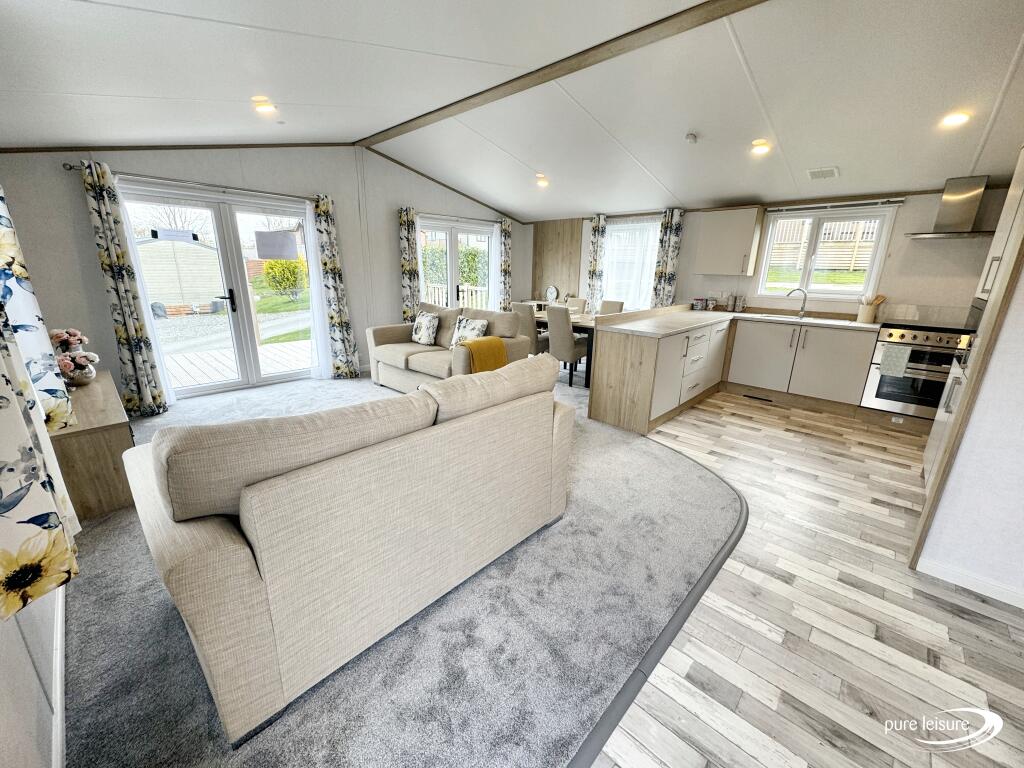 Atlas Wisteria Docker Holiday Park, Carnforth LA6 1AR photo 2
