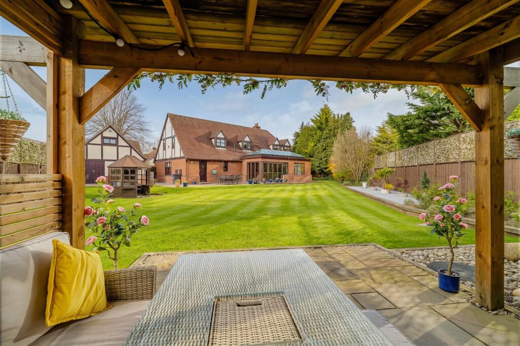4 Gransden Drive, Shrewsbury SY3 6BZ photo 2