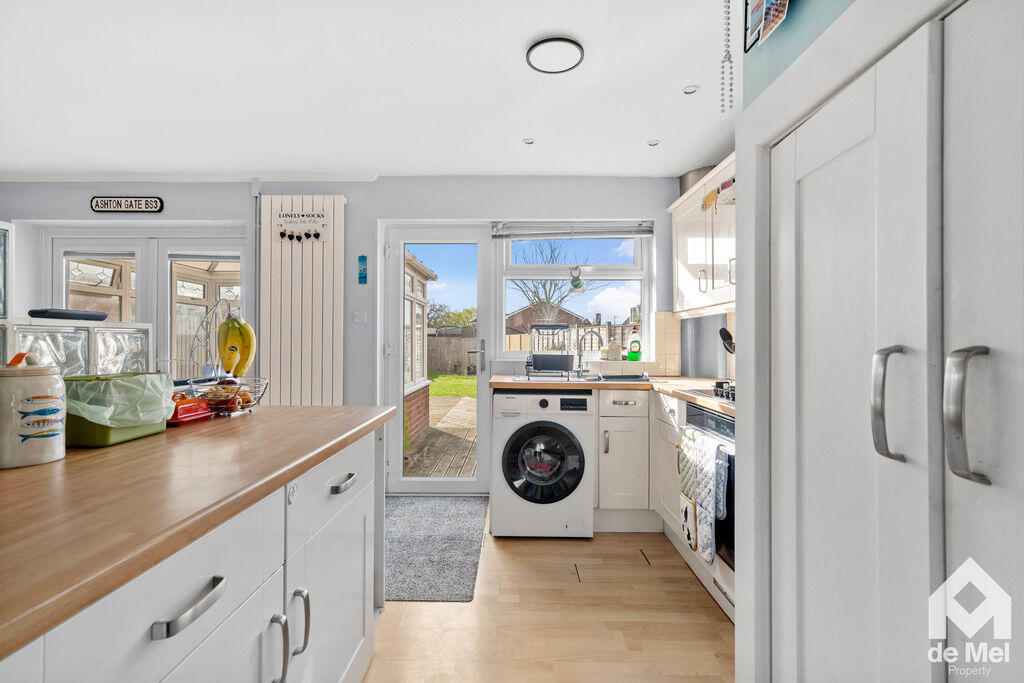 House in Tewkesbury, Newtown - View 4