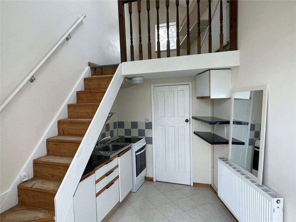 Main image of property: Salisbury Crescent, Oxford, OX2