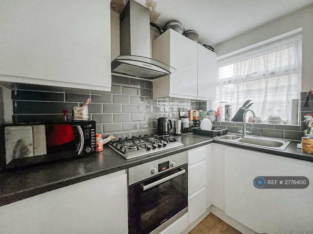 Main image of property: Tankerville Road, London, SW16