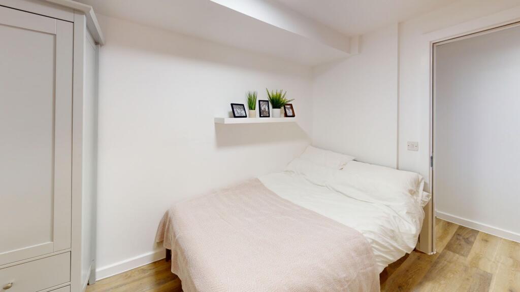 Apartment in Falmouth, Cornwall - View 3