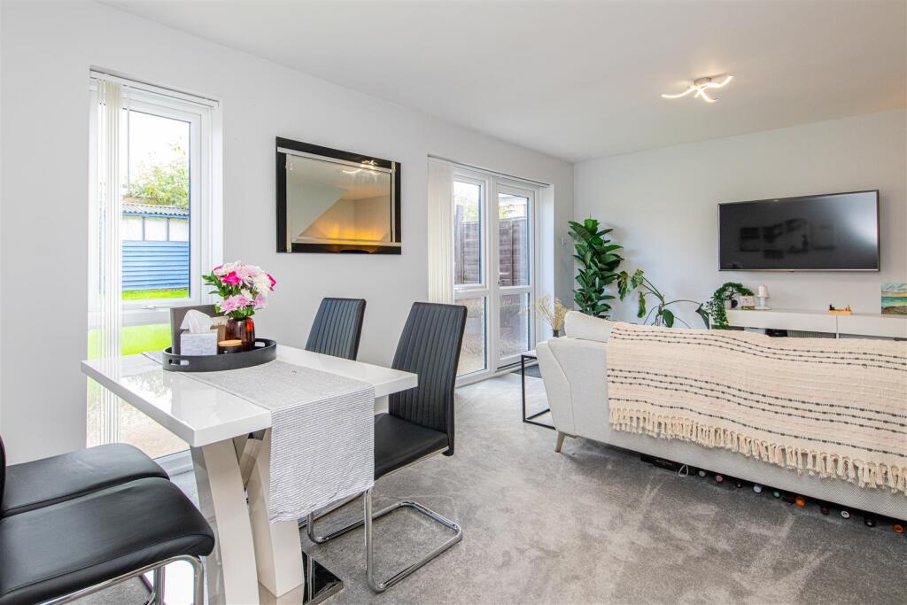 House in Northampton - View 4