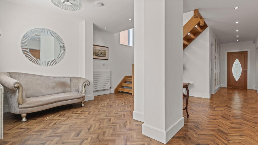 Additional image 3 of Streetsbrook Road, Solihull, B91 1QZ