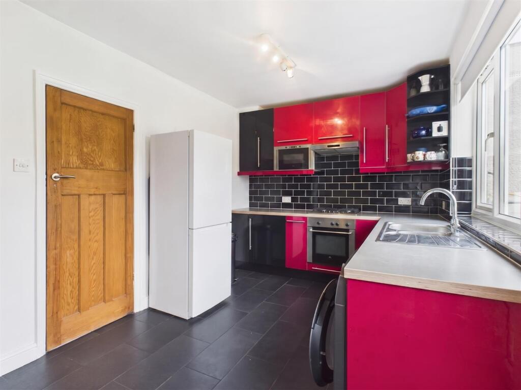 House in Harrow - More