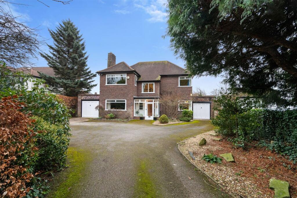 4-bed detached on Holly Road South, Wilmslow, SK9, £975,000