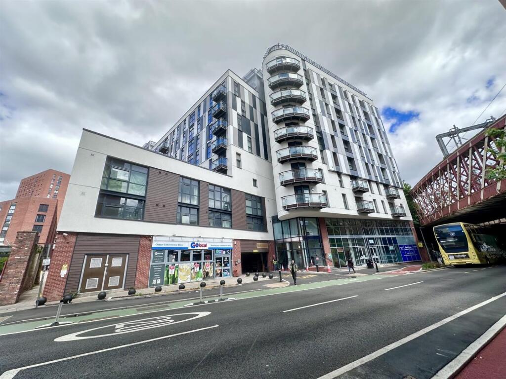 Apartment in Salford, Trinity, Lower Broughton - View 3