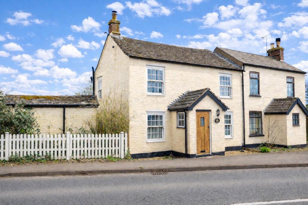 Main image of property: Leighton Road, Great Billington, Leighton Buzzard