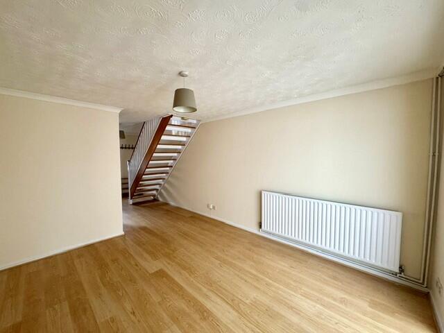 Dean Close, Wollaton, NG8 - View 5