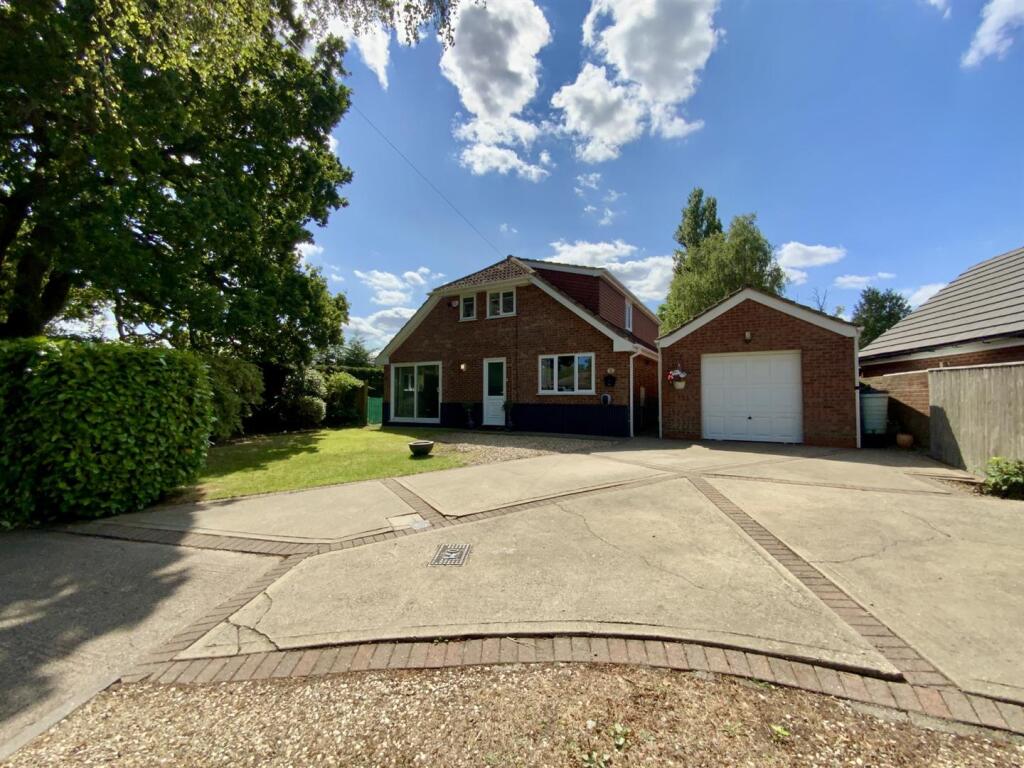 Main image of property: Radcliffe Road, Healing, Grimsby