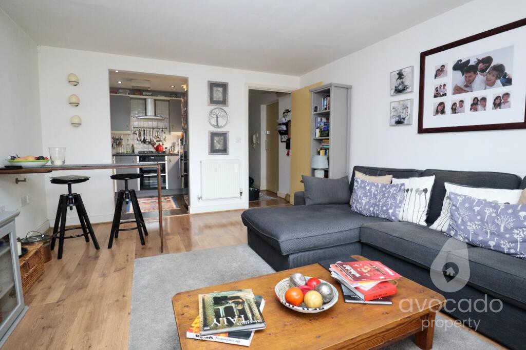 Apartment in Guildford - View 4
