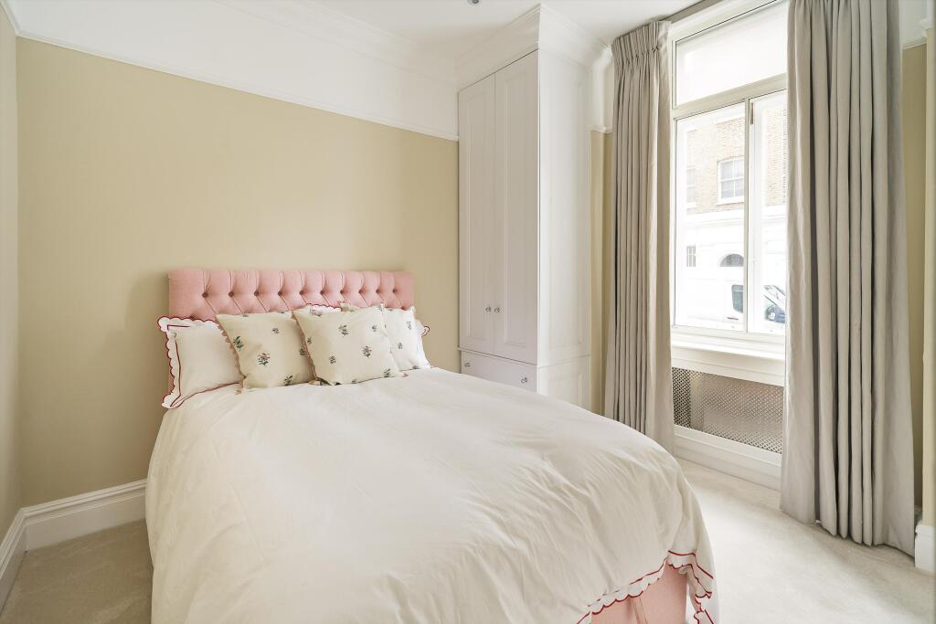 Apartment in London - View 4