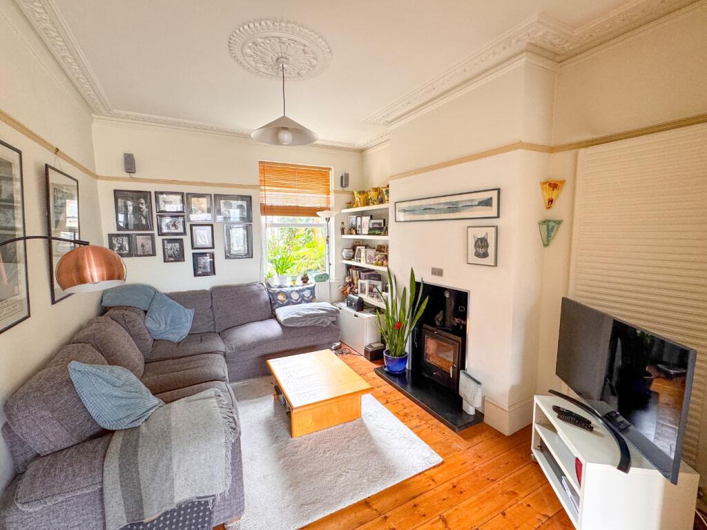 Nithdale Road, Shooters Hill, London, SE18 3PD photo 2