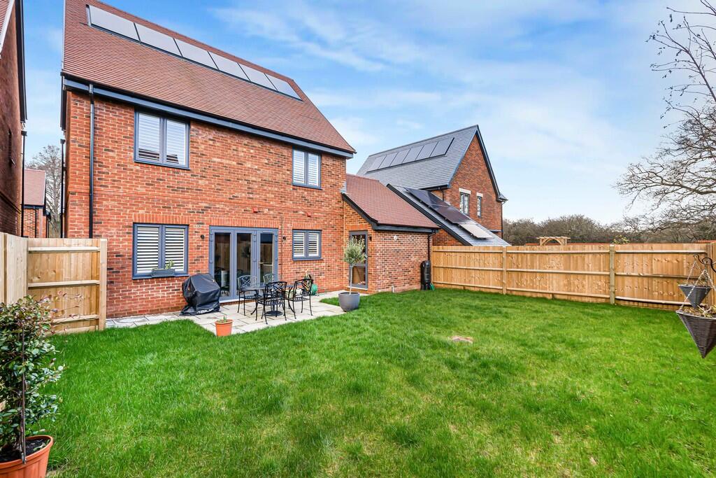 Main image of property: Old Farm Close, Petersfield, Hampshire